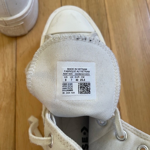 Converse Women's Cream High-Top Sneakers - Picture 2 of 4